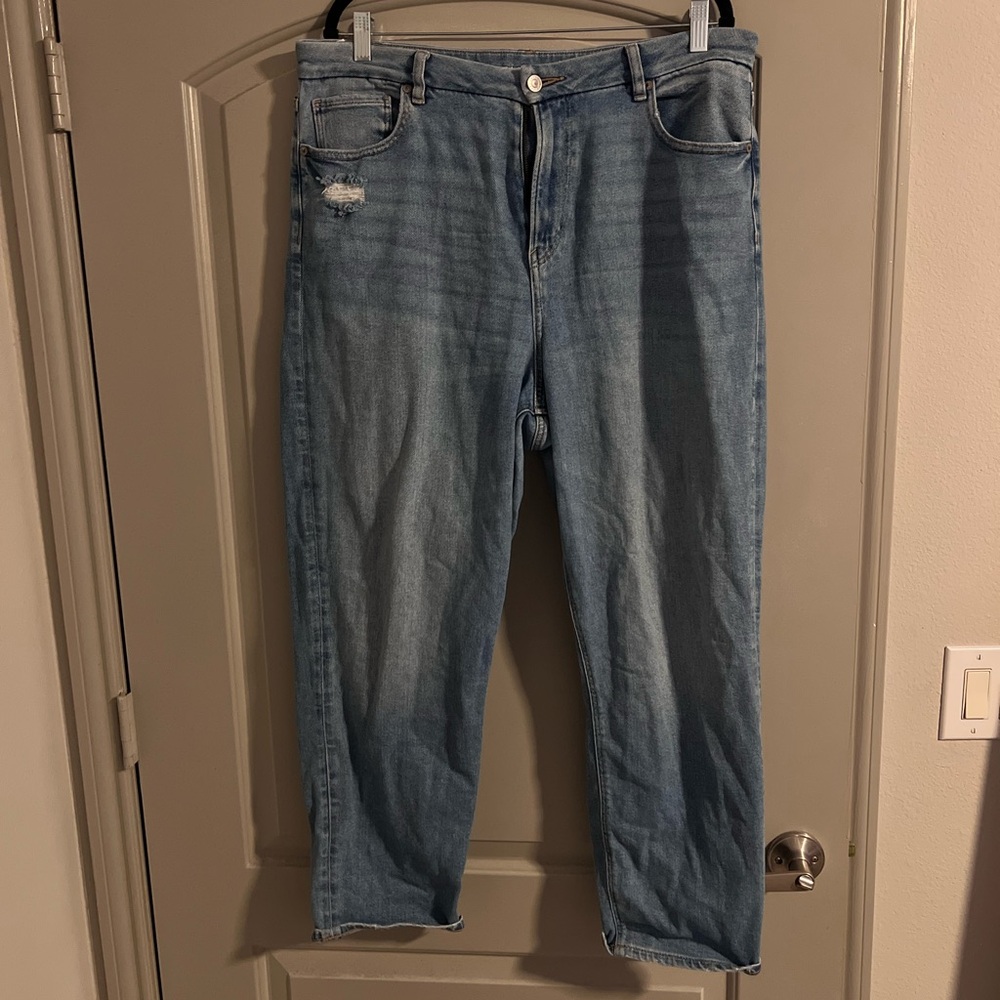 Stretch Curvy mom jeans from American eagle